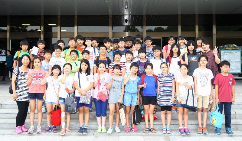 수원 원천초등학교 의회견학 사진 3