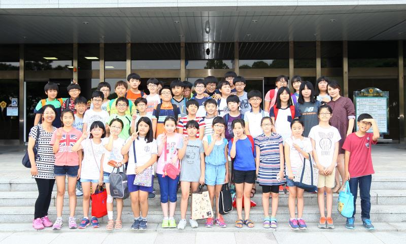 수원 원천초등학교 의회견학 사진 7
