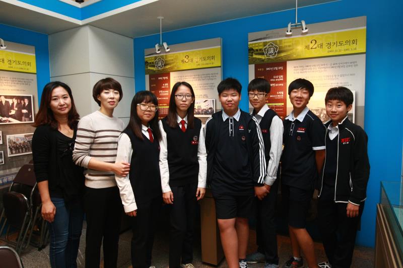 수원 율전중학교 의회견학