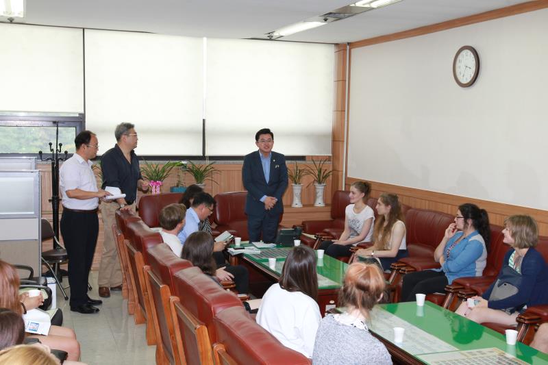 베를린자유대 한국학과 학생방문단 도의회 방문 사진 10