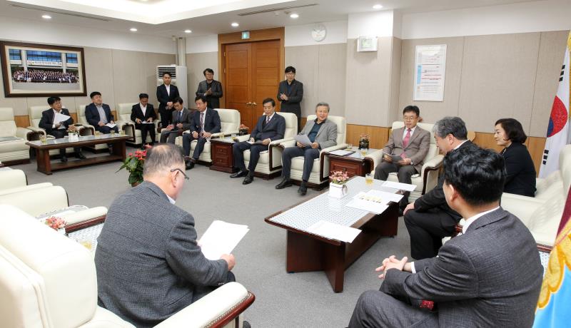 WTO 개도국 지위 포기 대책 촉구 경기도의회 건의문 전달식_10