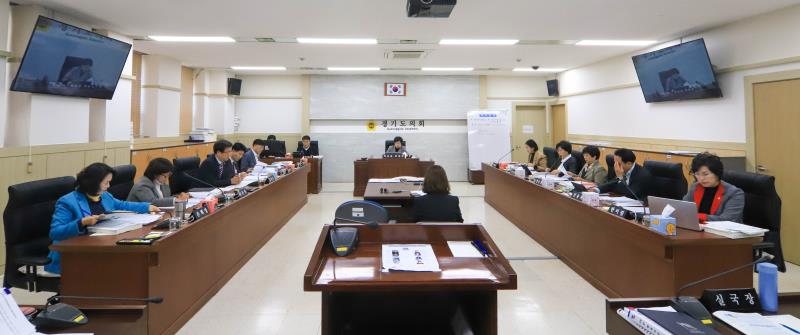 제340회 정례회 여성가족평생교육위원회 2019년도 행정사무감사_2