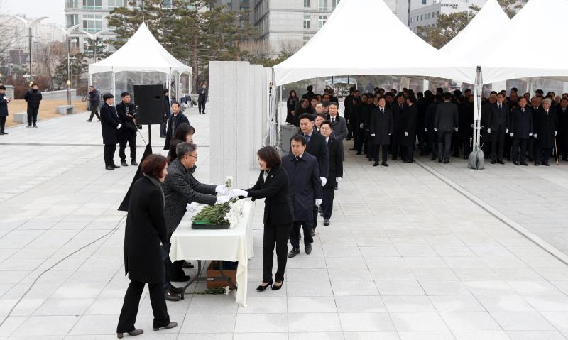 2020년 새해 현충탑 참배_5