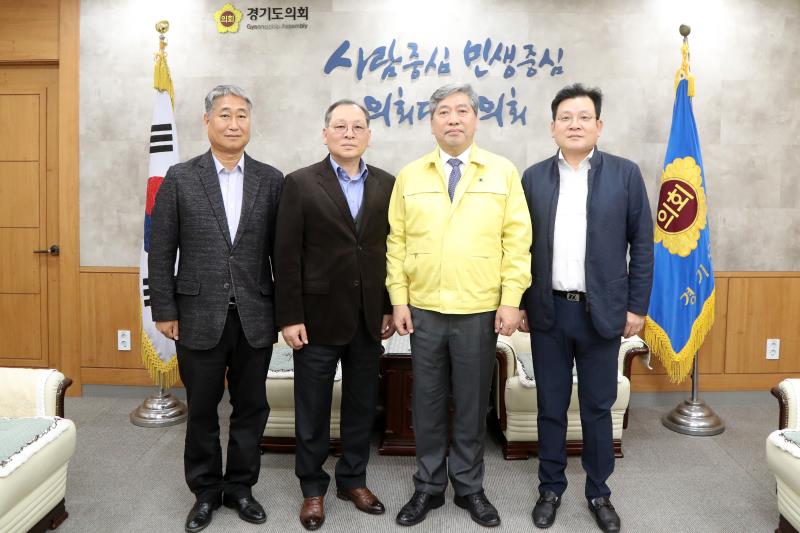 송한준 의장 오좌섭 교수 및 지인 접견_2