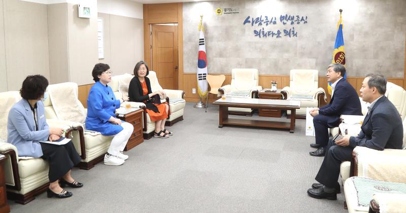 송한준 의장 경기대학교 이수정 교수님 접견_5