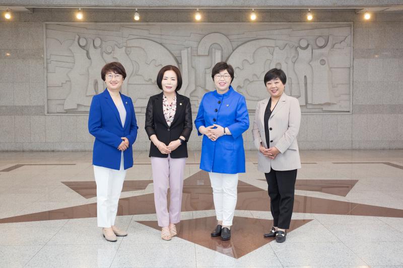 후반기 교육행정위원회 여성의원_6