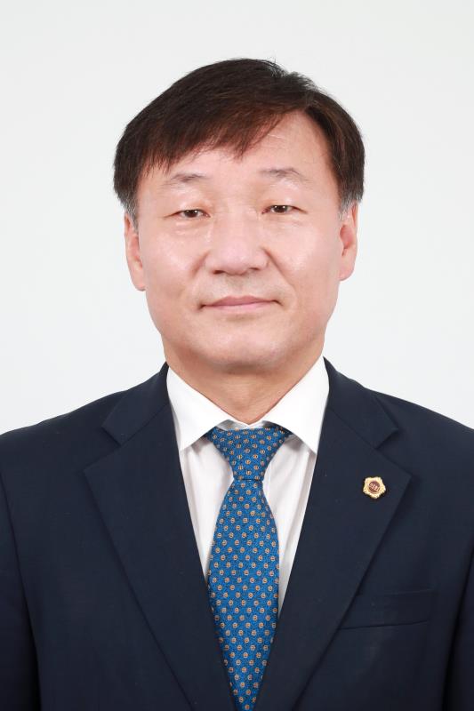 교육행정위원회 남종섭 위원장 프로필 촬영_4