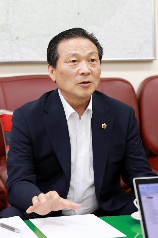 건설교통위원회 김명원 위원장 인터뷰_2