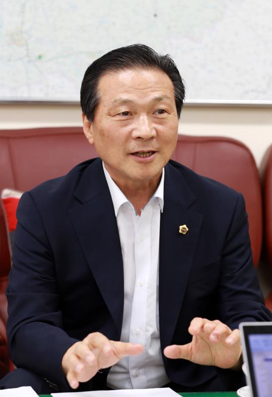 건설교통위원회 김명원 위원장 인터뷰_4