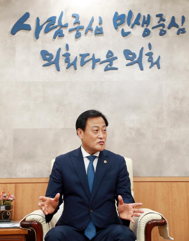 장현국 의장 인터뷰_6