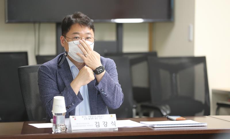 경기도 아동 청소년 문화공연 공간 활성화 방안 연구_5