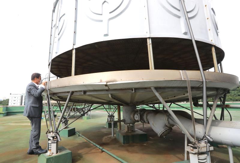 장현국 의장 태풍 바비 대비 의회 청사 시설물 점검_4