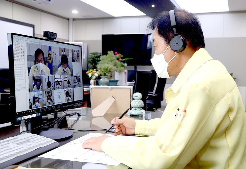 장현국 의장 코로나19 대응 주요현안 간부공무원 비대면 영상회의_5