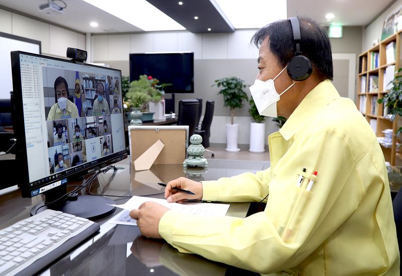 장현국 의장 코로나19 대응 주요현안 간부공무원 비대면 영상회의_8