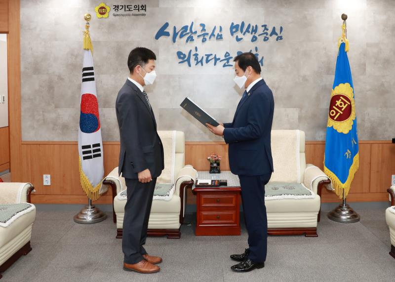 공무 국외출장 심사위원회 위원 위촉식_2