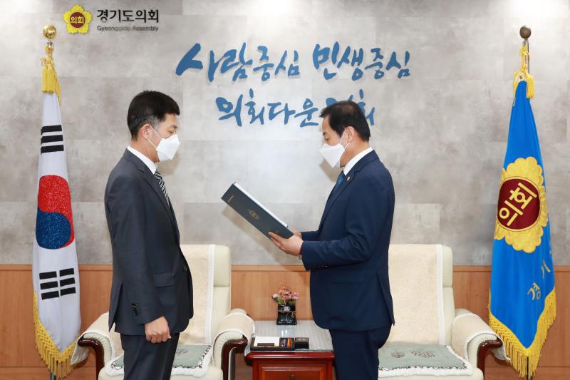 공무 국외출장 심사위원회 위원 위촉식_3