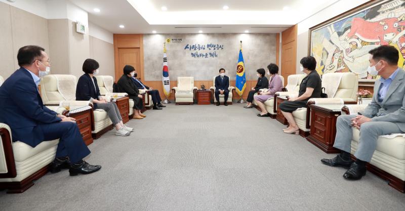 한국여성경제인연합회 수해복구 성금 기탁_3