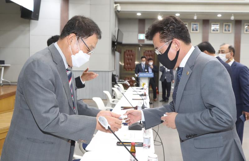 자치분권발전위원회 위촉식 및 회의_3