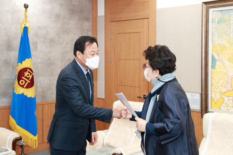 장현국 의장 경기도 여성단체협의회 이금자 회장 접견_2