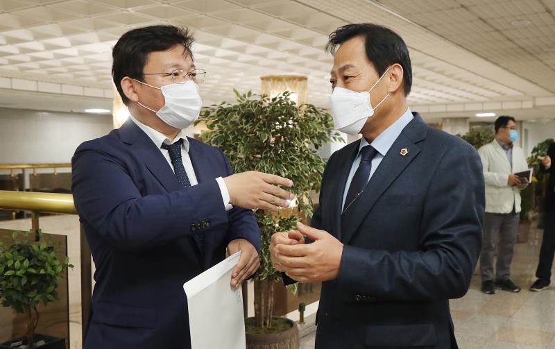 김형동 국회의원 접견 및 건의서 전달_4