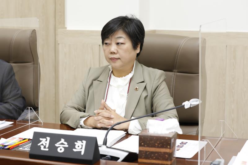 제347회 임시회 제1차 교육행정위원회_3