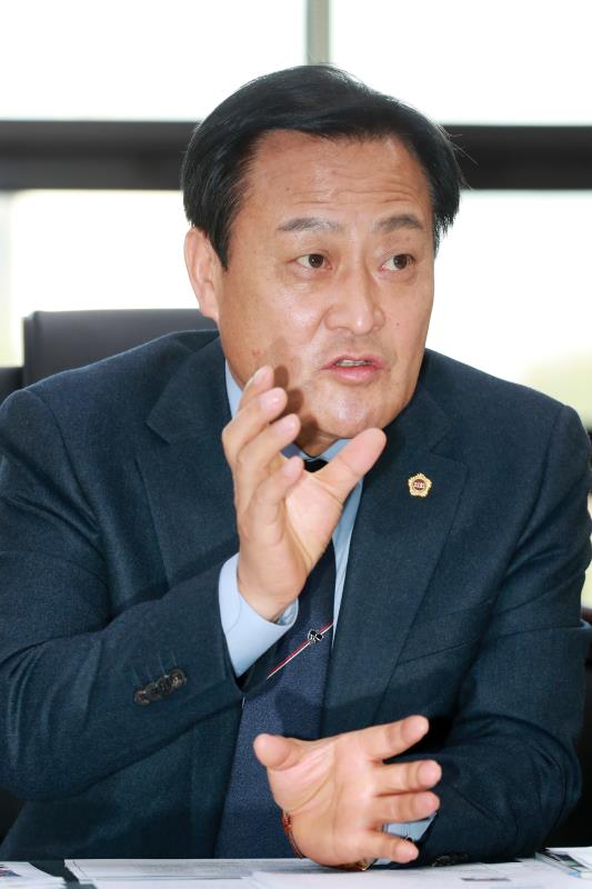 장현국 의장 파이낸셜뉴스 인터뷰_4