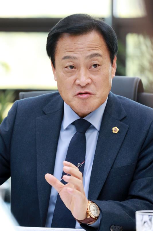 장현국 의장 파이낸셜뉴스 인터뷰_10