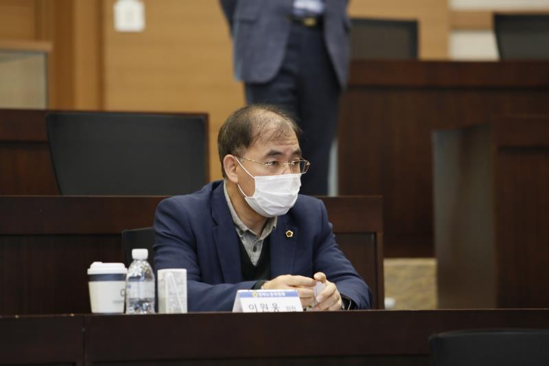 경제노동위원회 차세대융합기술연구원 현장방문 및 경기도시장상권진흥원 현장 정담회_4