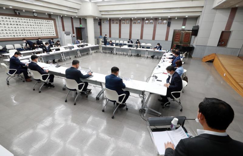 경기도의회 더불어민주당 제4차 기본소득특별위원회 회의_9