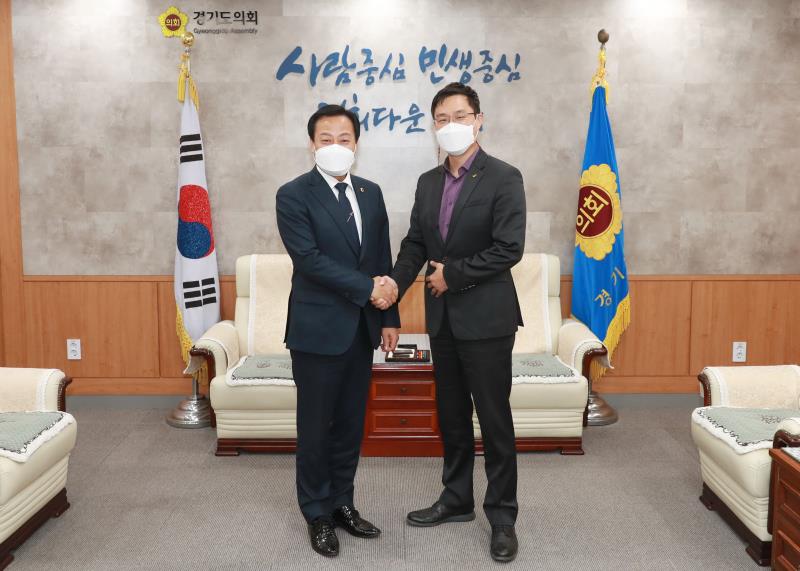 장현국 의장 황순식 정의당 경기도당 위원장 접견_9