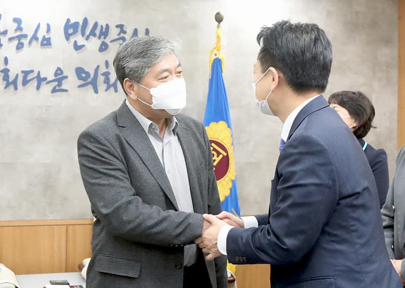 장현국 의장 고영인 국회의원 접견_7