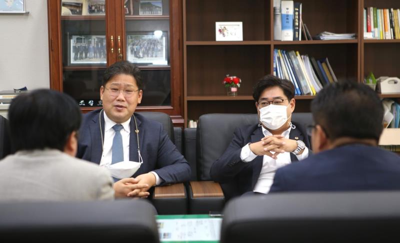 경기도의회 교섭단체 대표단 전국광역의회 방문(부산광역시의회)_2