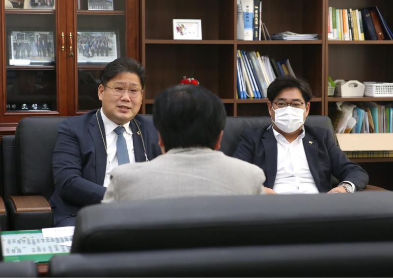 경기도의회 교섭단체 대표단 전국광역의회 방문(부산광역시의회)_4