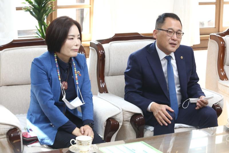 경기도의회 교섭단체 대표단 전국광역의회 방문(대구광역시의회)_7