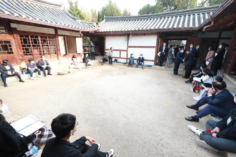 경기도의회 - 광명청소년의회, 꿈의학교 청와대 정담회_2