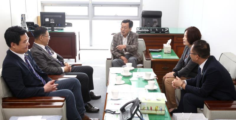 경기도의회 교섭단체 대표단 전국광역의회 방문(충청남도의회)_6