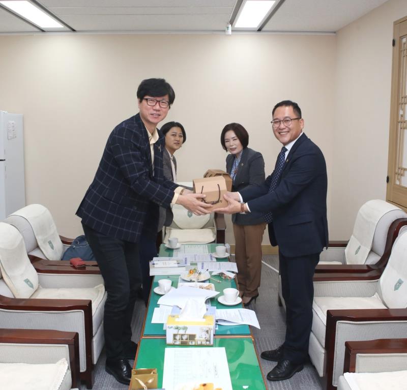 경기도의회 교섭단체 대표단 전국광역의회 방문(경상북도의회)_2