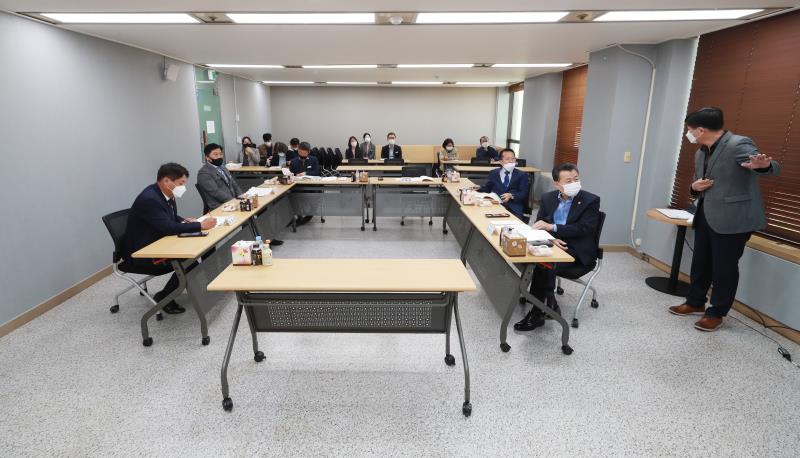 의회운영위원회 경기도 공익활동지원센터 방문_10
