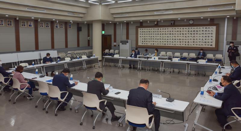 경기도의회 더불어민주당 제5차 기본소득특별위원회 회의_2