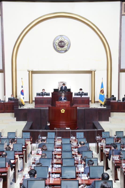 제348회 정례회 2차 본회의 (오전)_9