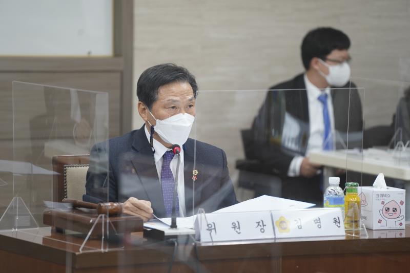 제348회 정례회 건설교통위원회 2020년도 행정사무감사_6