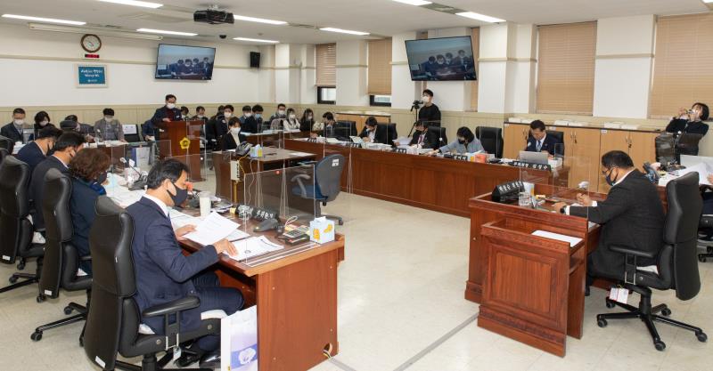 제348회 정례회 여성가족평생교육위원회 2020년도 행정사무감사_10