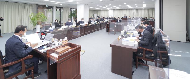 제348회 정례회 건설교통위원회 2020년도 행정사무감사_6