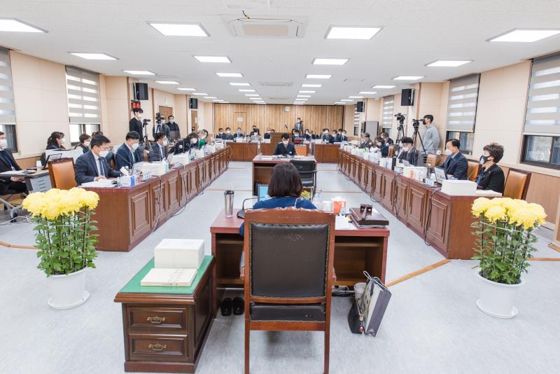 제348회 정례회 교육기획위원회 2020년도 행정사무감사_7