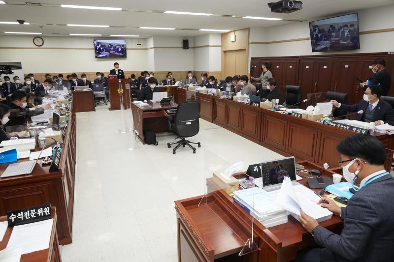 제348회 정례회 문화체육관광위원회 2020년도 행정사무감사_8