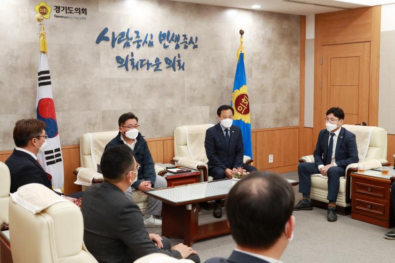 장현국 의장 이금회 접견_7