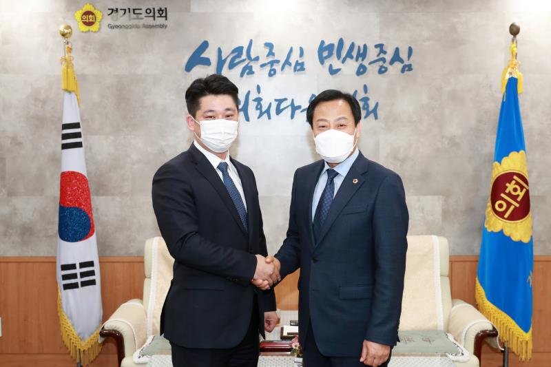 장현국 의장 이금회 접견_10