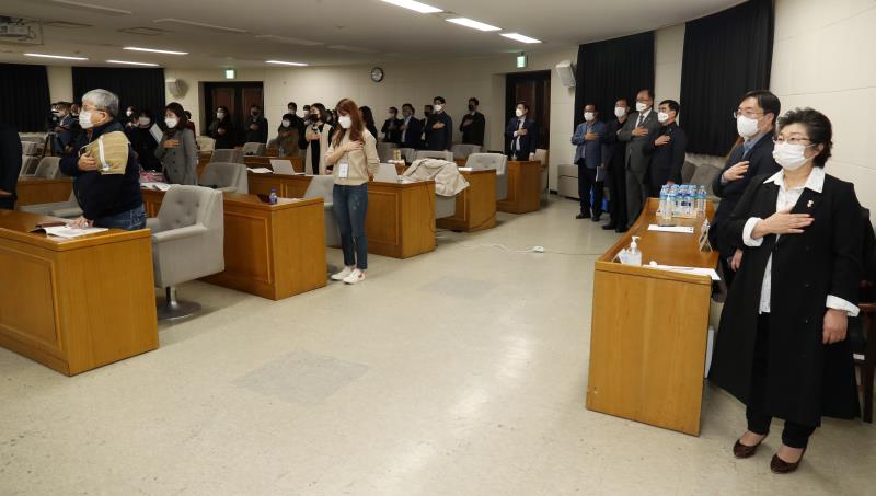 경기도 노인 재가지원서비스와 맞춤돌봄 서비스의 상호보완 방안 정책토론회_9