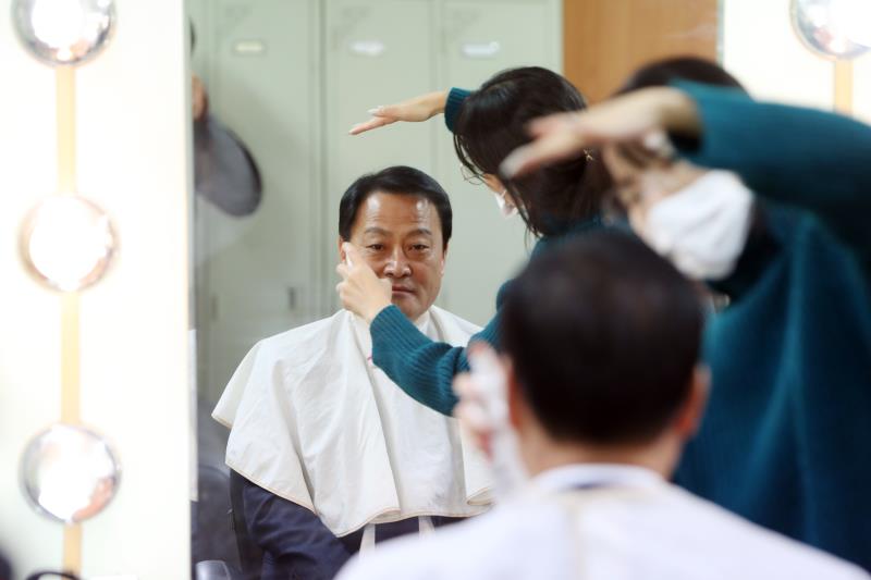 장현국 의장 OBS 뉴스오늘 생방송 스케치_3