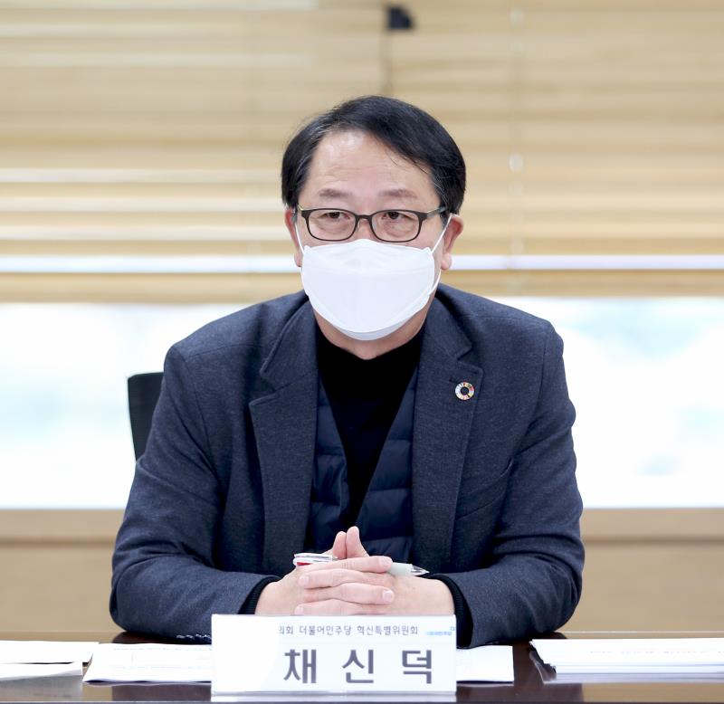 경기도의회 더불어민주당 혁신특별위원회 회의_2